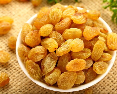 DRIED GRAPES